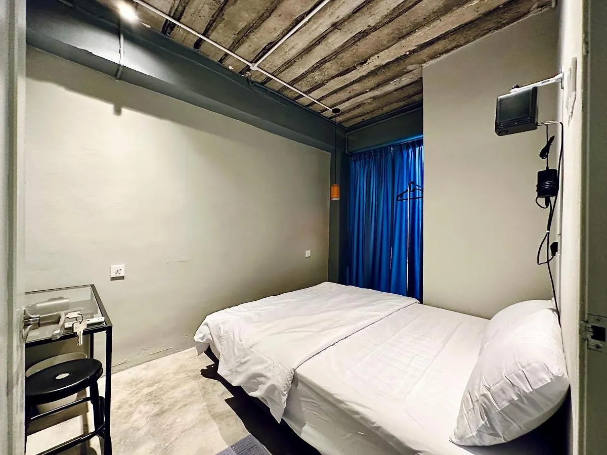 Armenian Guest House By Lolz For 22Pax George Town